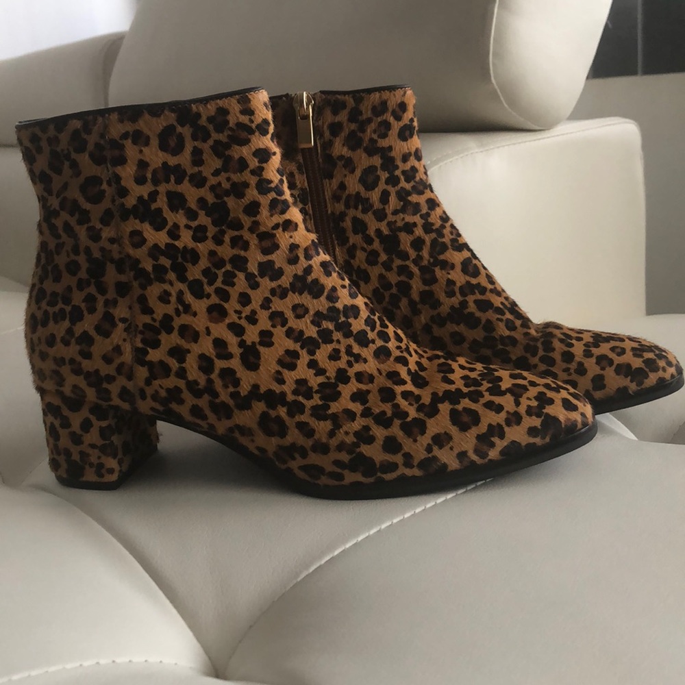 Via Spiga Leopard Booties - Picture 2 of 14